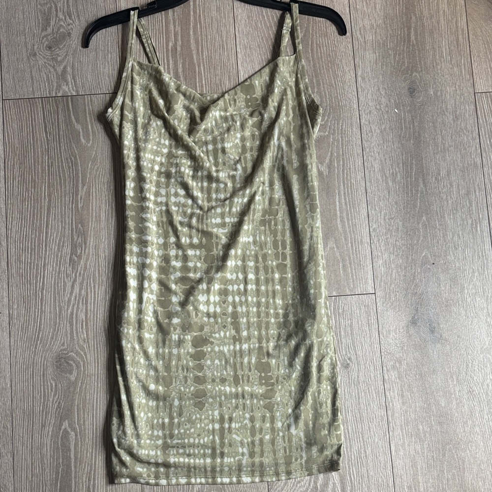 Forever 21 Olive Patterned Top